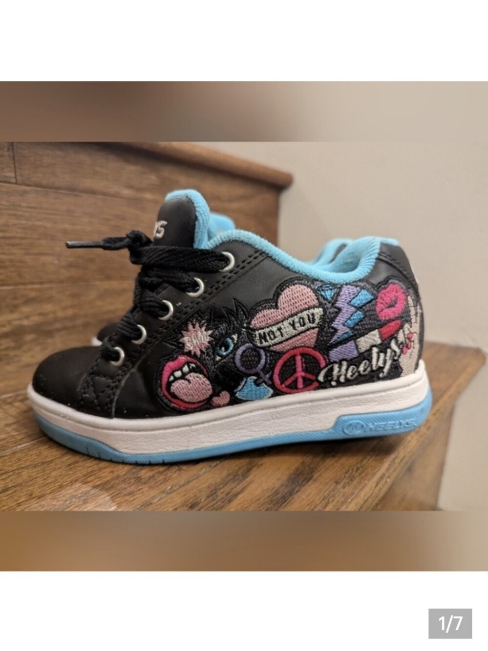 Heelys Skate Shoes black & teal with embroidery Black & Blue Embroidery Size 1